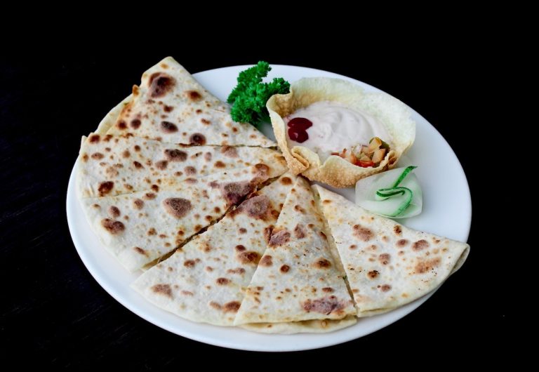 Satisfy Your Cravings with Homemade Quesadillas: A Delicious Snack Recipe !