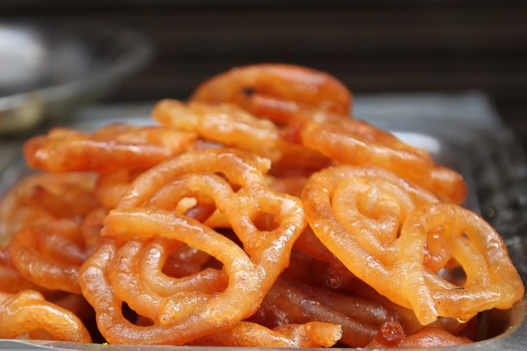 Indulge in the Irresistible Delight of Fresh and Hot Jalebi!