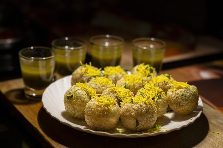 Tasty and Tangy: Learn How to Prepare Delicious Panipuri/Golgappa/Puchka at Home!