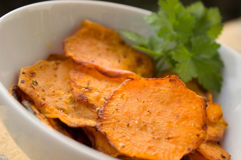 Sweet Potato Crisps – A Healthy and Crunchy Snack