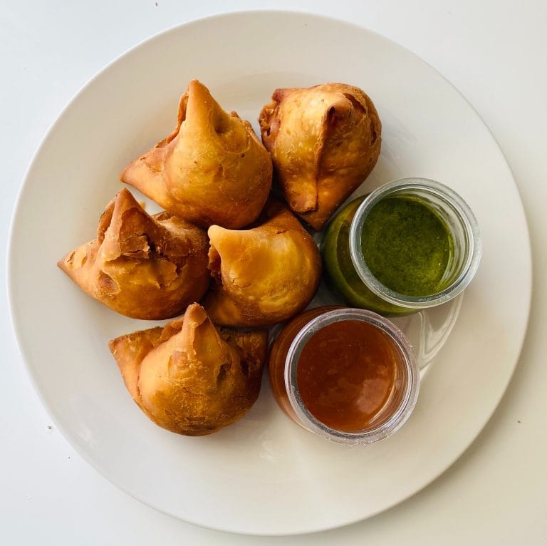 Deliciously Crispy: A Step-by-Step Guide to Crafting Perfect Punjabi Samosas at Home!