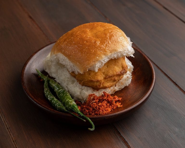 Mumbai-Style Vada Pav: A Flavorful Recipe for the Iconic Street Food Delight!