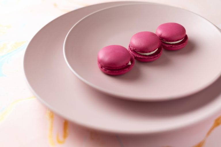 Master the Art of Irresistible Macarons with This Step-by-Step Guide to Creating Delectable and Flavorful French Delicacies!
